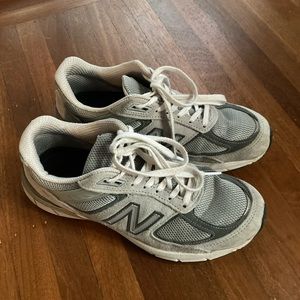 New Balance 990v5 Monochromatic Gray Suede